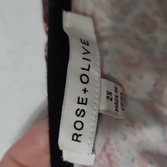 Rose & Olive Colorful Abstract Paisley Print Blouse with Open Sleeves size 2X - Picture 3 of 9